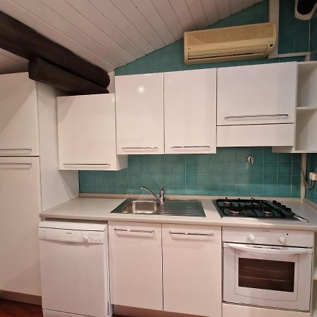 Lovely One-Bedroom Attic In An Ancient Village Bologna Exterior photo